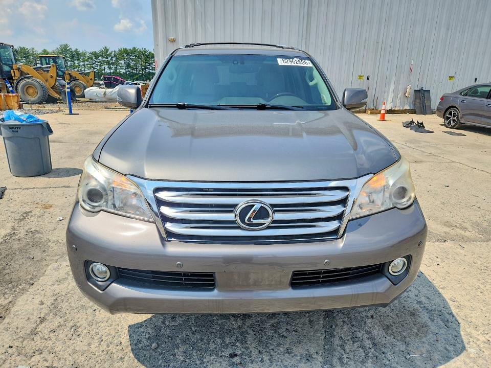 2013 LEXUS GX 460 — Фото 5 из 13