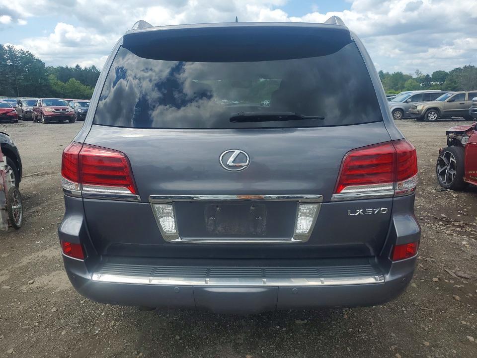 2013 LEXUS LX 570 — Фото 6 из 13