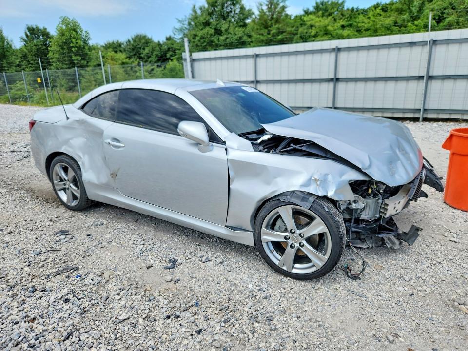 2013 LEXUS IS 250 — Фото 4 из 12