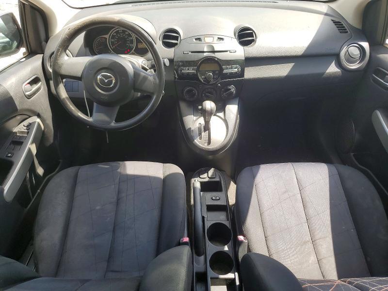 2013 MAZDA MAZDA 2 — Фото 8 из 12