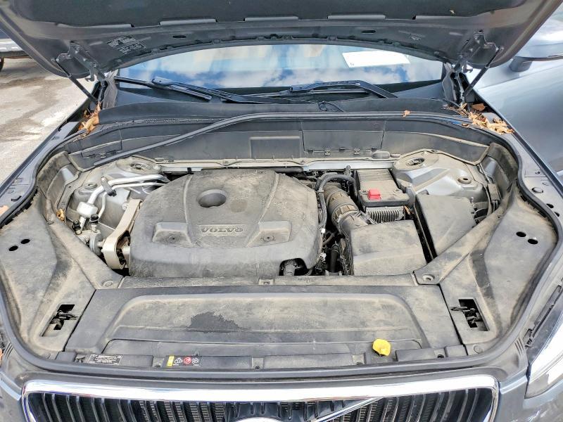 2018 VOLVO XC90 T6 — Фото 12 из 13