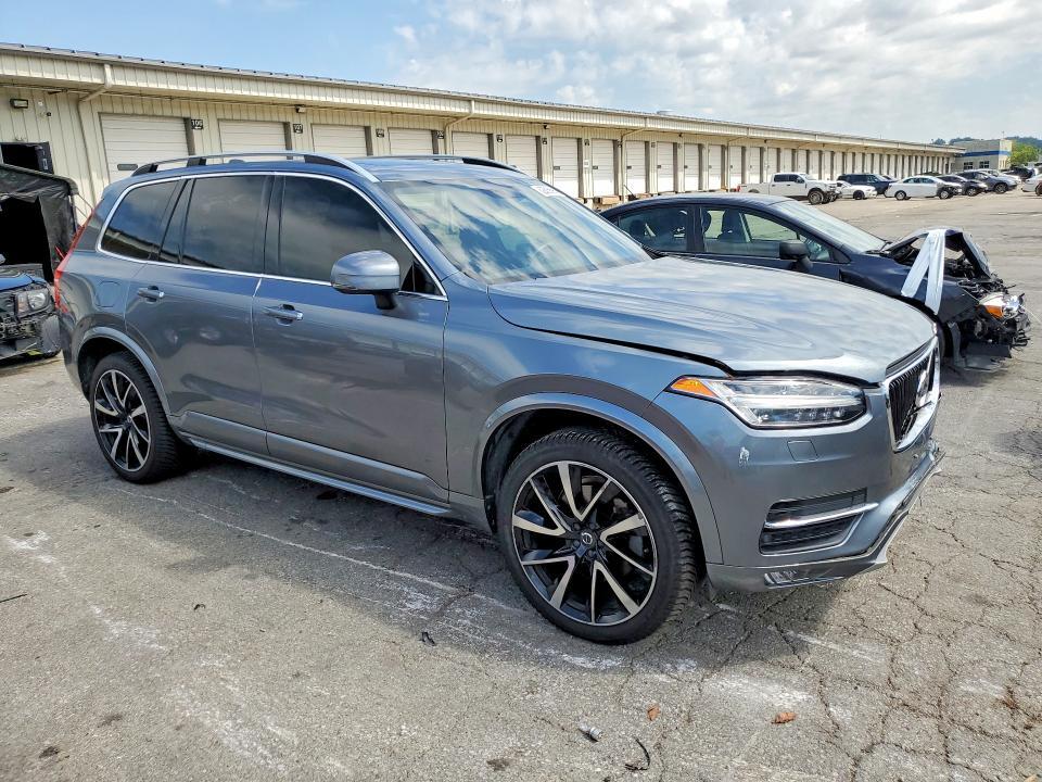 2018 VOLVO XC90 T6 — Фото 4 из 13