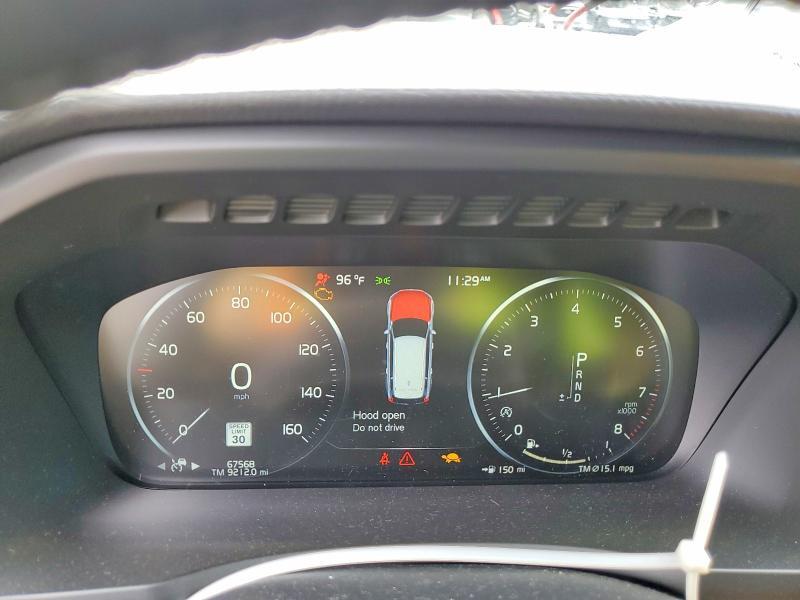2018 VOLVO XC90 T6 — Фото 9 из 13