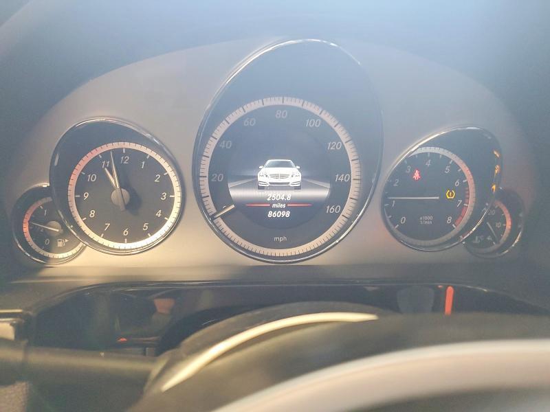 2013 MERCEDES-BENZ E 550 4MATIC — Фото 9 из 12