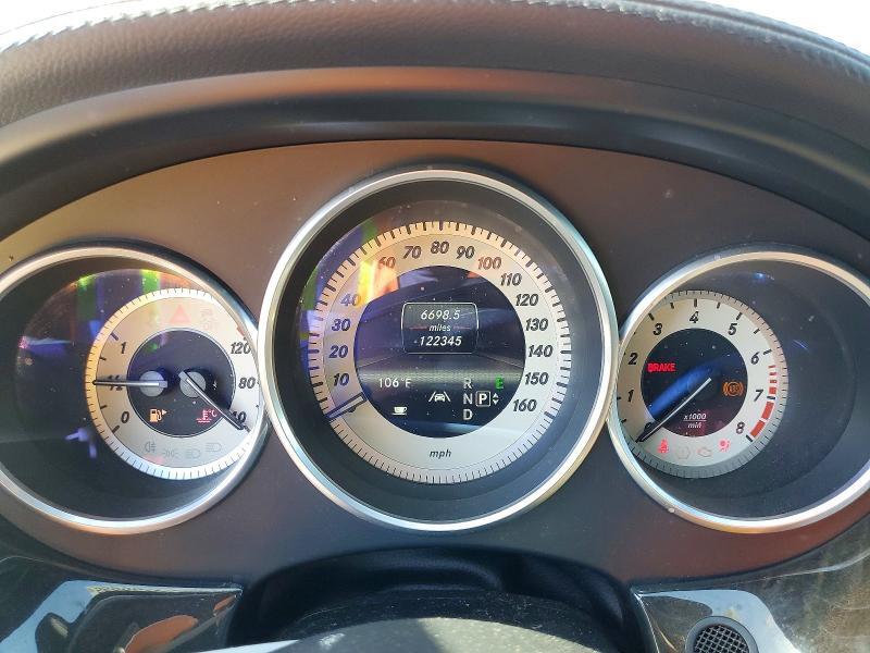 2013 MERCEDES-BENZ CLS 550 4MATIC — Фото 9 из 12