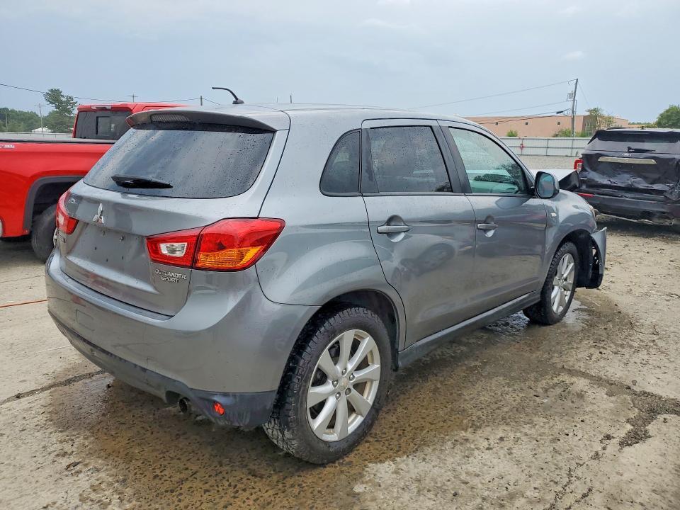 2013 MITSUBISHI OUTLANDER SPORT ES — Фото 3 из 12
