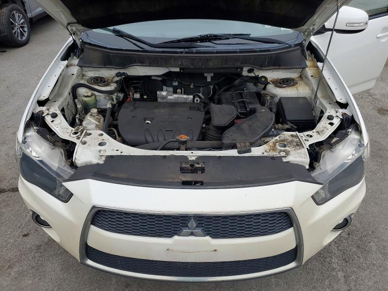 2013 MITSUBISHI OUTLANDER SE — Фото 11 из 12