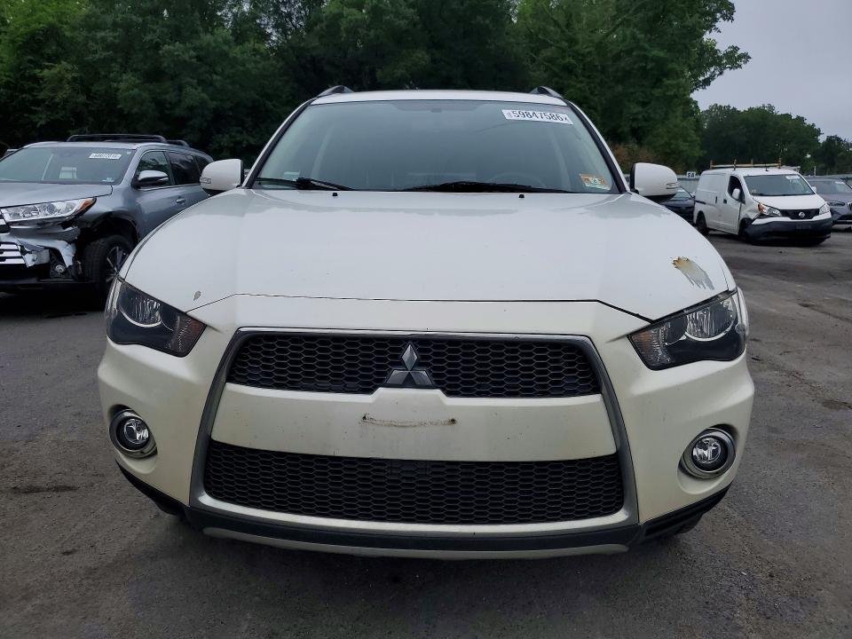 2013 MITSUBISHI OUTLANDER SE — Фото 5 из 12