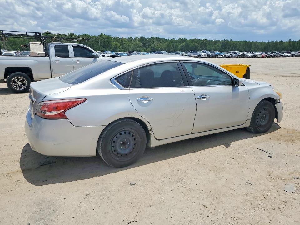 2013 NISSAN ALTIMA — Фото 3 из 12