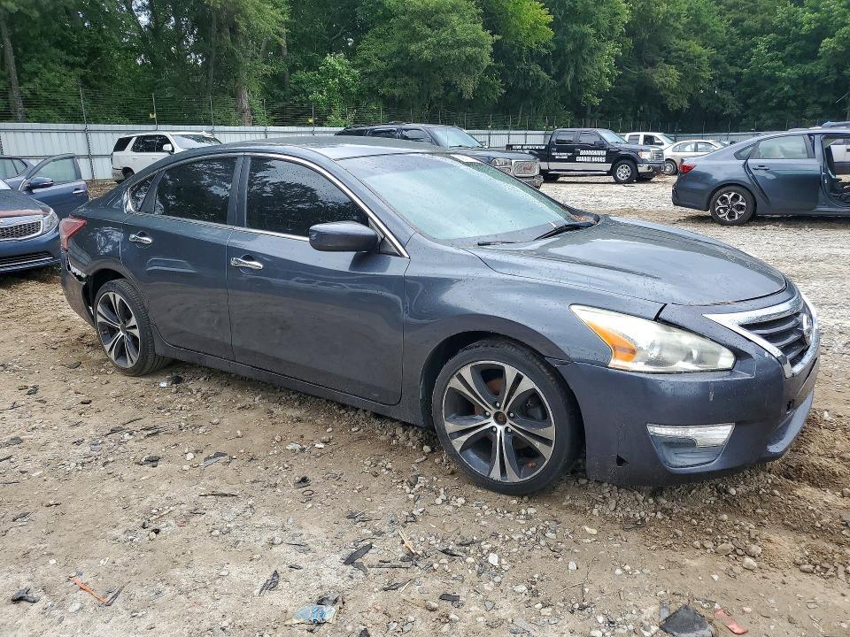 2013 NISSAN ALTIMA 2.5 S — Фото 4 из 12