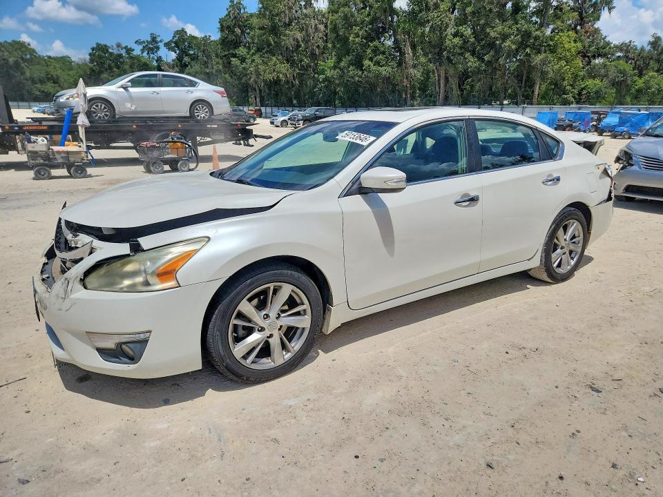 1N4AL3AP0DC215395 2013 NISSAN ALTIMA photo no. 1