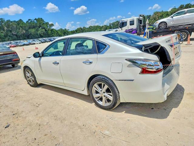 1N4AL3AP0DC215395 2013 NISSAN ALTIMA photo no. 2