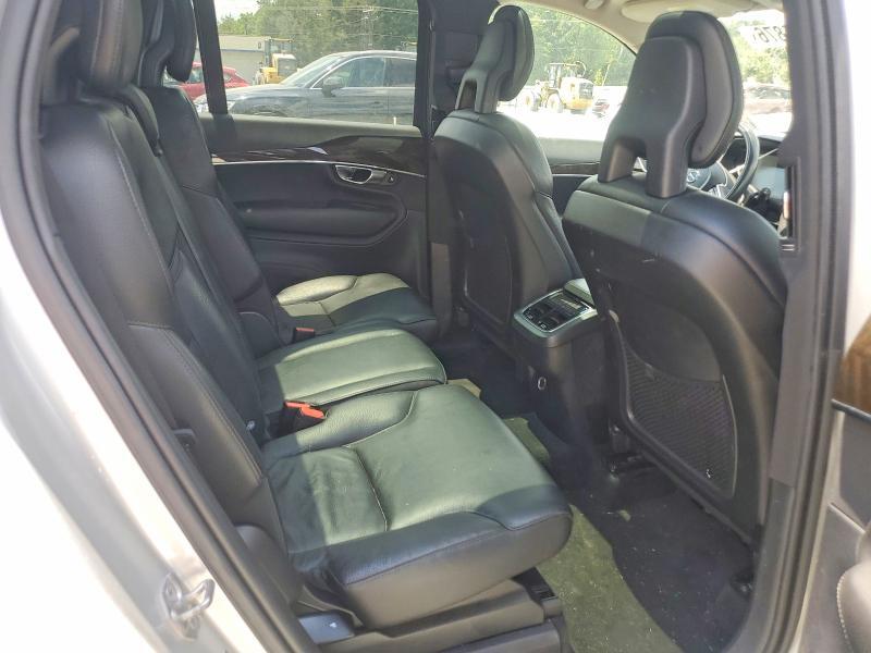 2018 VOLVO XC90 T6 — Фото 11 из 13