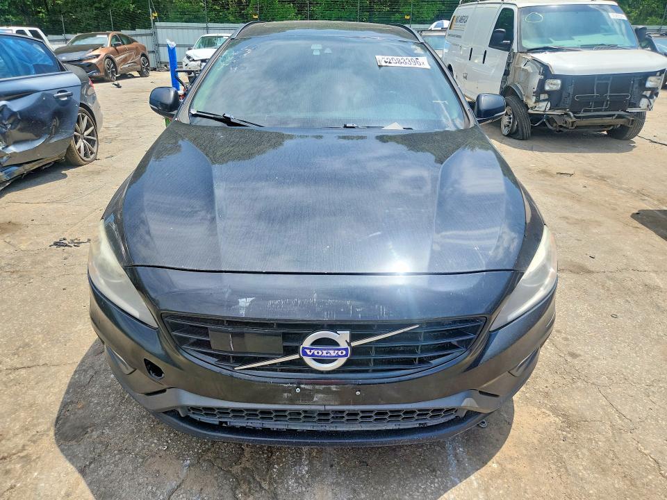 2018 VOLVO V60 T5 DYNAMIC WAGON — Фото 5 из 12