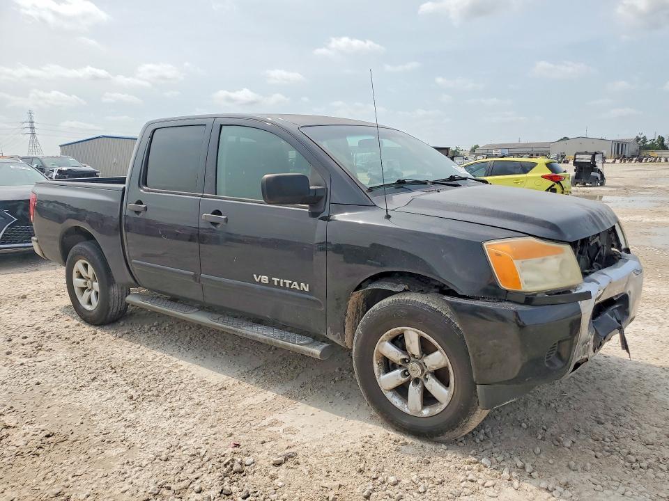 2013 NISSAN TITAN S — Фото 4 из 12