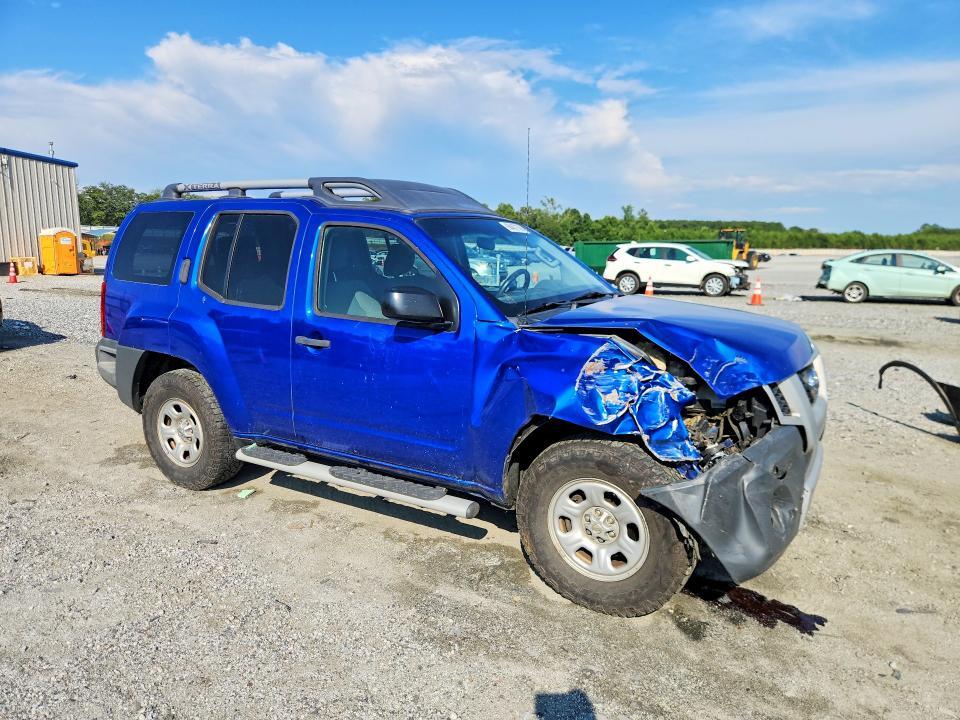 2013 NISSAN XTERRA X — Фото 4 из 13