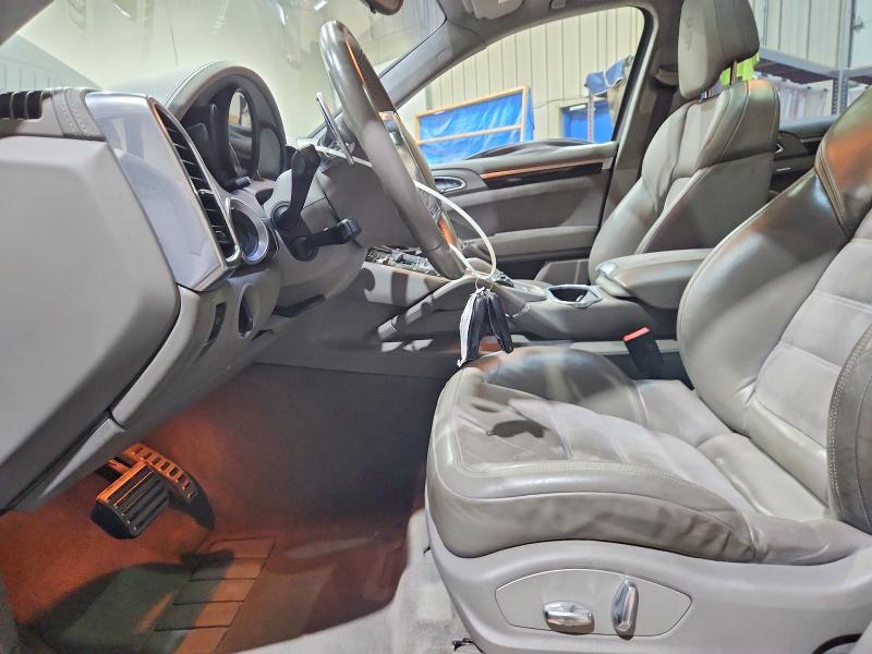 2013 PORSCHE CAYENNE GTS — Фото 7 из 13
