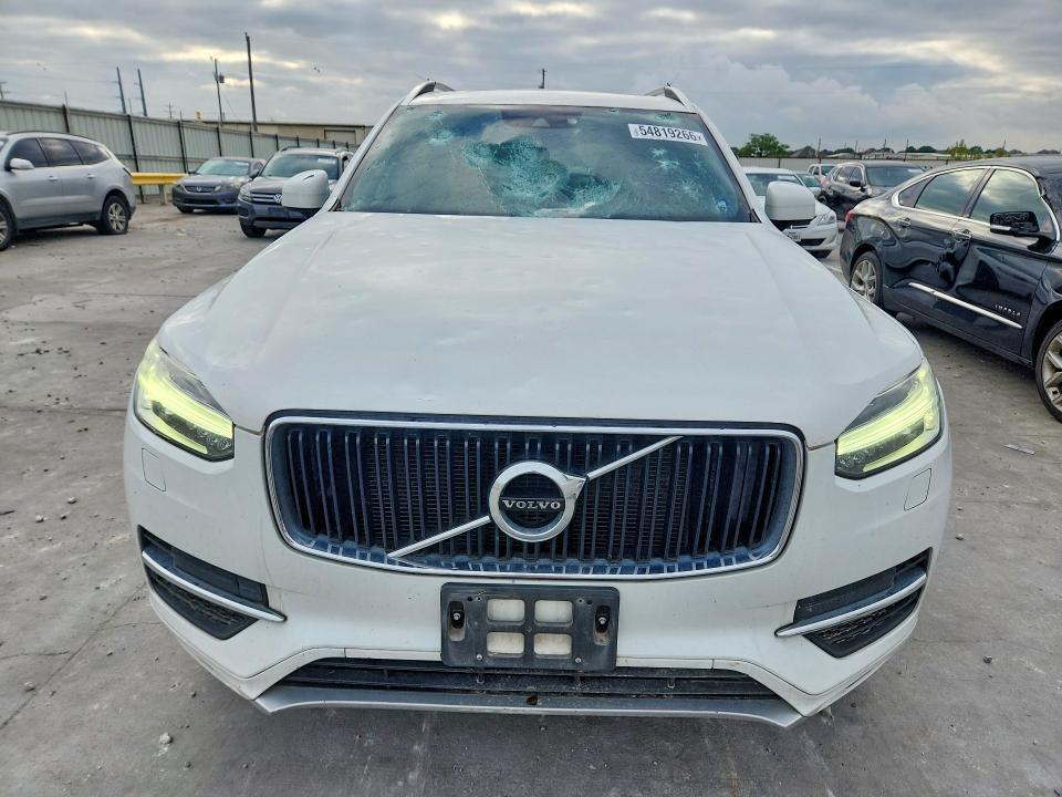 2018 VOLVO XC90 T6 — Фото 5 из 12