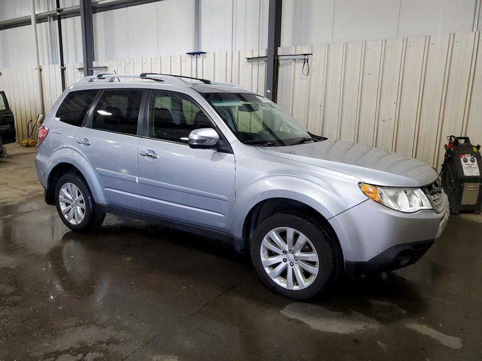 2013 SUBARU FORESTER TOURING — Фото 4 из 13