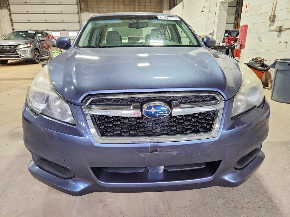 2013 SUBARU LEGACY 2.5I PREMIUM — Фото 5 из 12