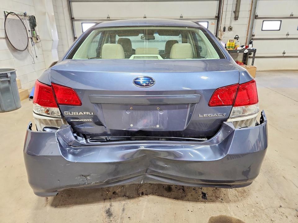 2013 SUBARU LEGACY 2.5I PREMIUM — Фото 6 из 12