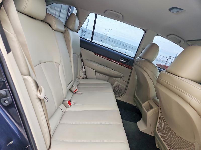 2013 SUBARU OUTBACK 2.5I — Фото 10 из 12