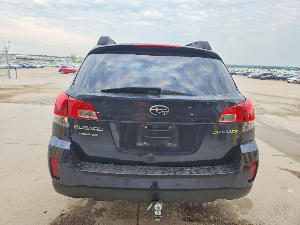 2013 SUBARU OUTBACK 2.5I — Фото 6 из 12