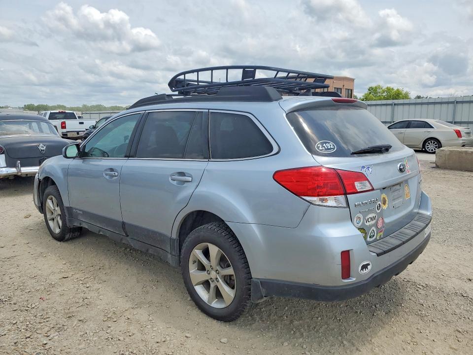 4S4BRBLC1D3307600 2013 SUBARU OUTBACK photo no. 2