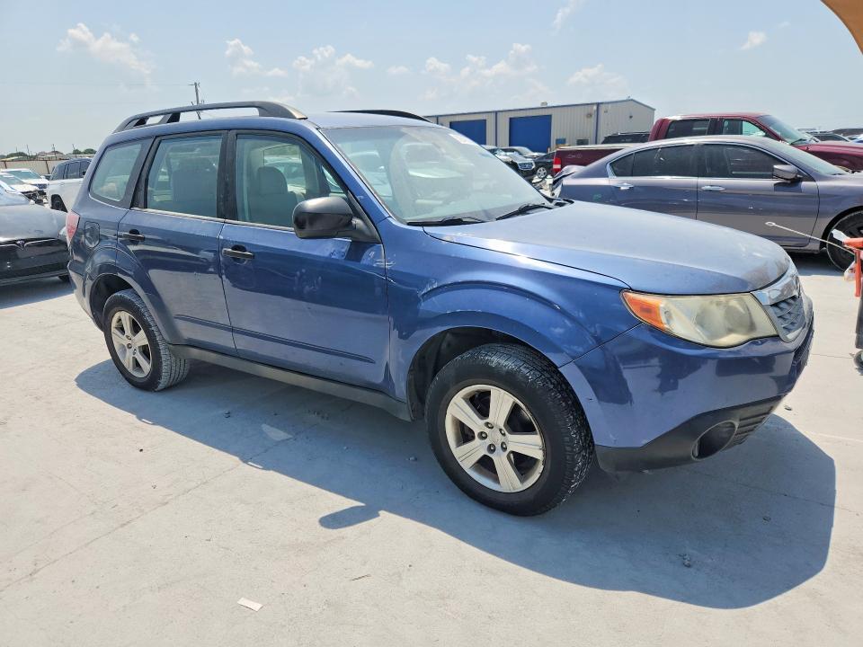 JF2SHABC9DH422386 2013 SUBARU FORESTER photo no. 4