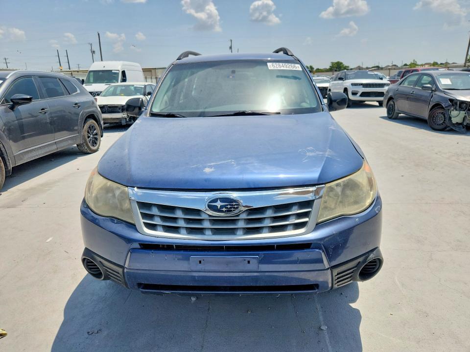 JF2SHABC9DH422386 2013 SUBARU FORESTER photo no. 5