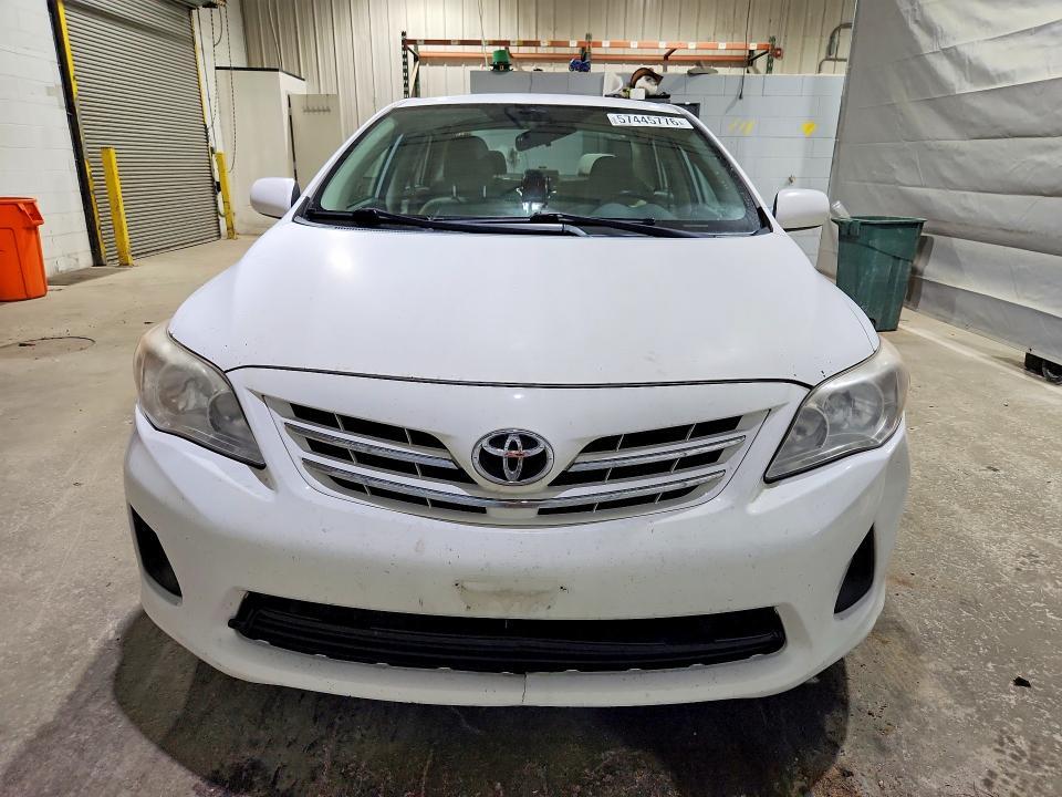 2T1BU4EE5DC013475 2013 TOYOTA COROLLA photo no. 5