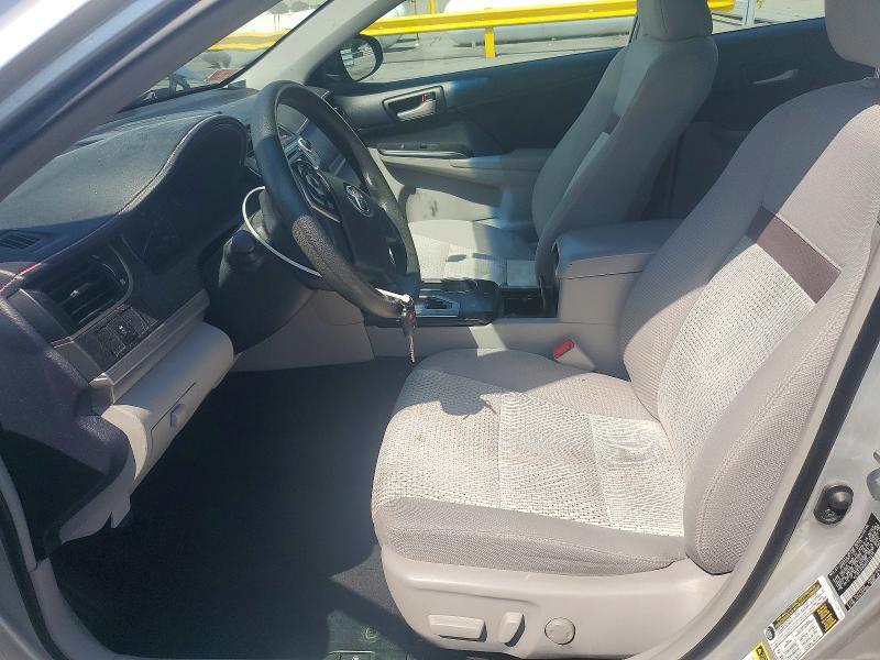 2013 TOYOTA CAMRY LE — Фото 7 из 12