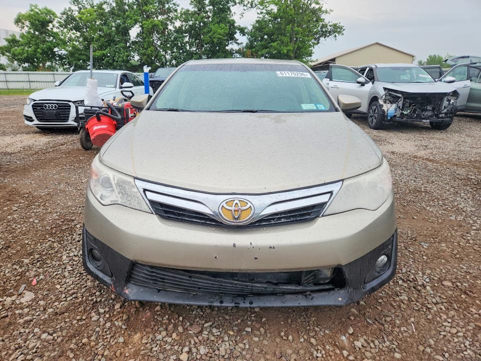 2013 TOYOTA CAMRY LE — Фото 5 из 13