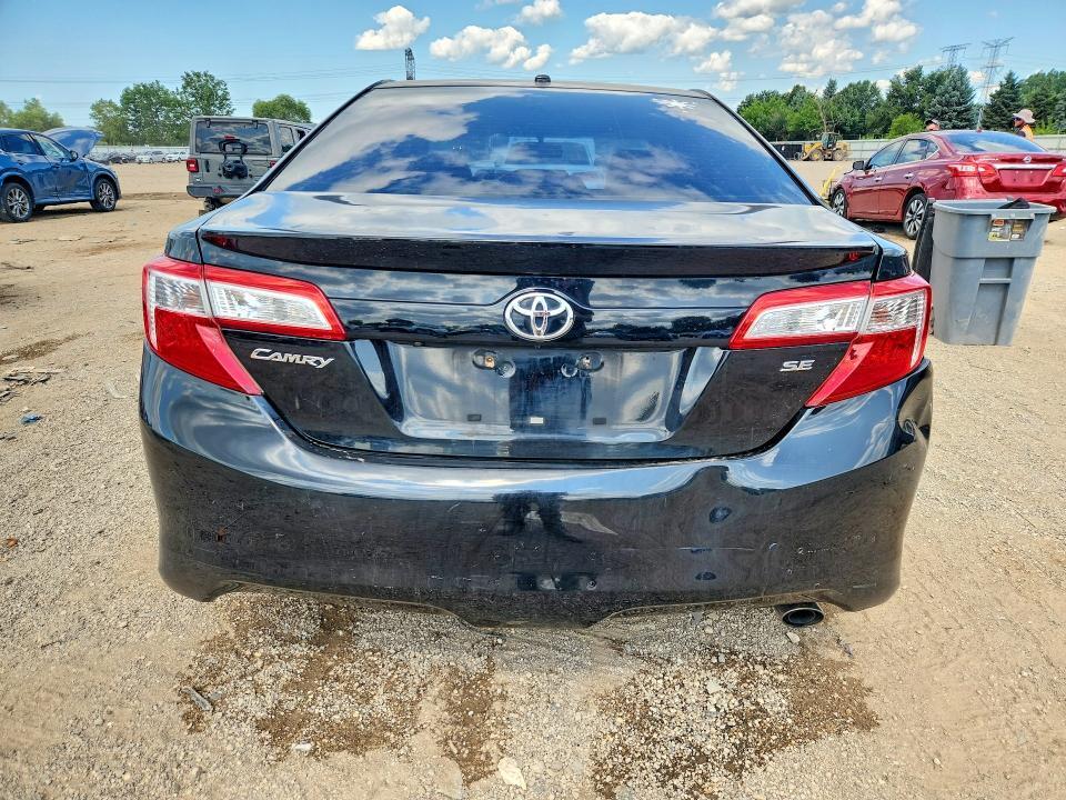 2013 TOYOTA CAMRY SE — Фото 6 из 12