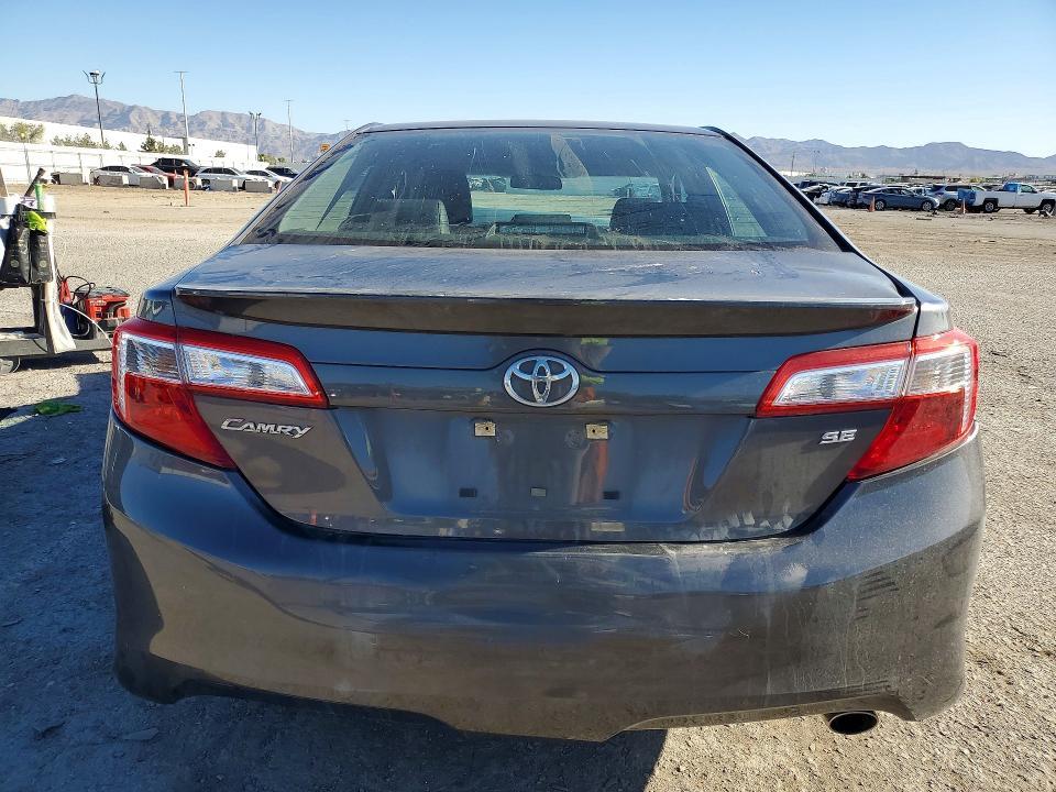 2013 TOYOTA CAMRY SE — Фото 6 из 12