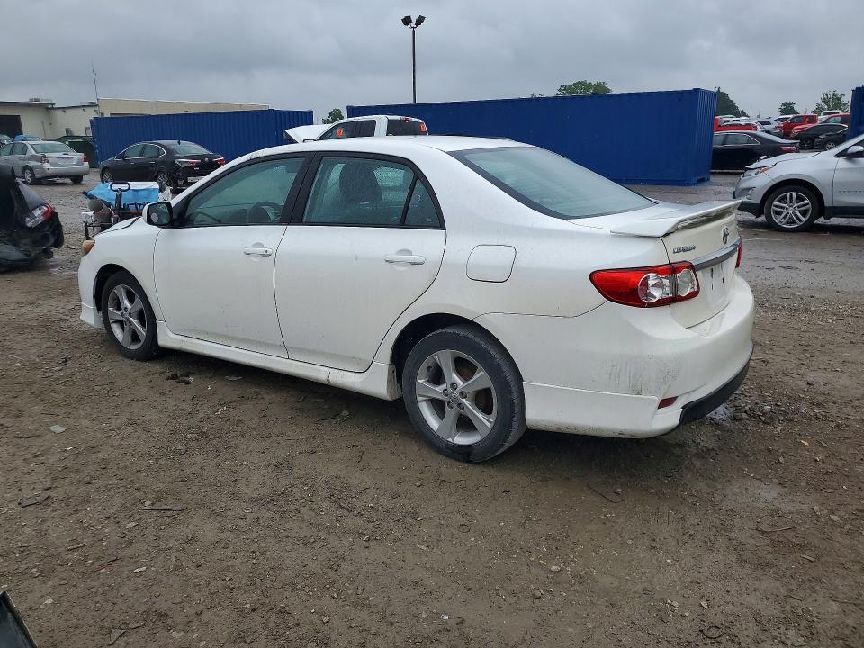 2T1BU4EE2DC043274 2013 TOYOTA COROLLA photo no. 2