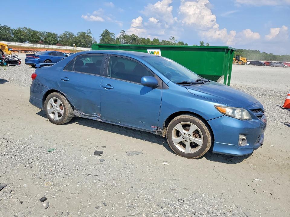 2013 TOYOTA COROLLA S — Фото 4 из 12