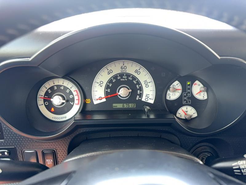 2013 TOYOTA FJ CRUISER BASE — Фото 8 из 10