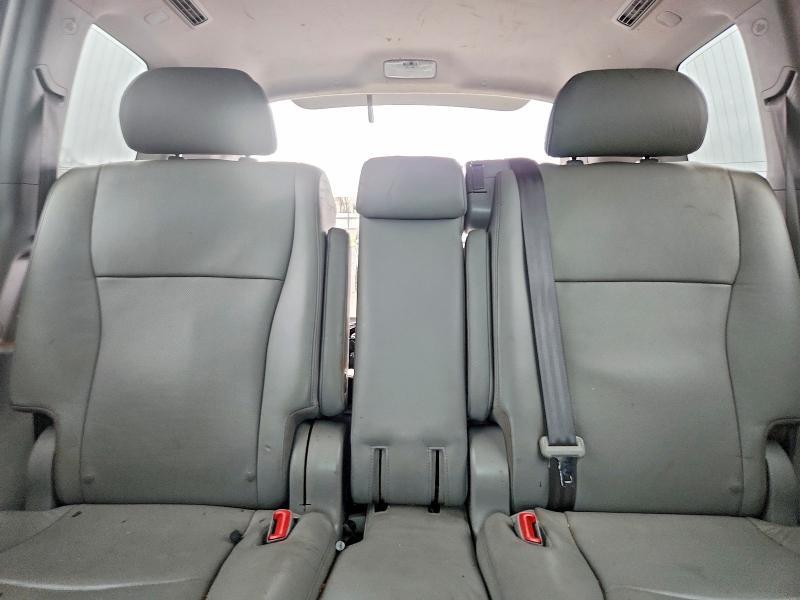 2013 TOYOTA HIGHLANDER LIMITED — Фото 10 из 14