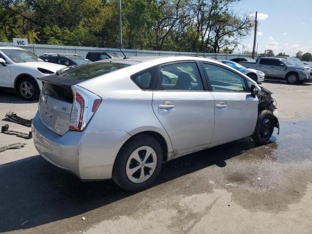 2013 TOYOTA PRIUS — Фото 3 из 13