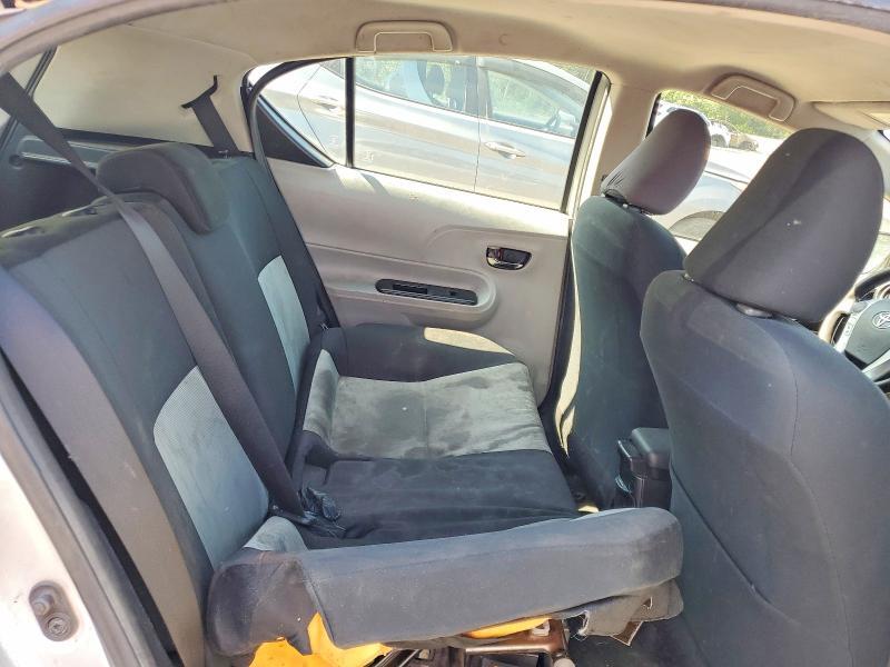 JTDKDTB3XD1548447 2013 TOYOTA PRIUS C photo no. 10