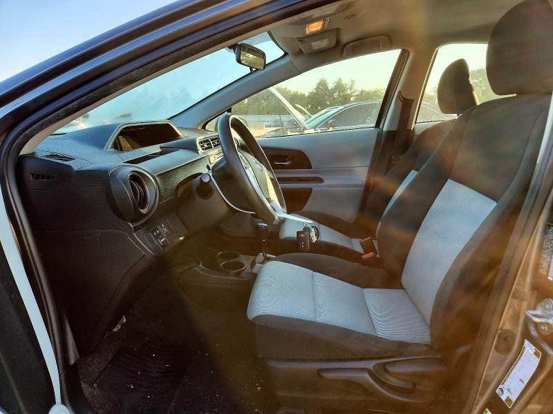 2013 TOYOTA PRIUS C THREE — Фото 7 из 12