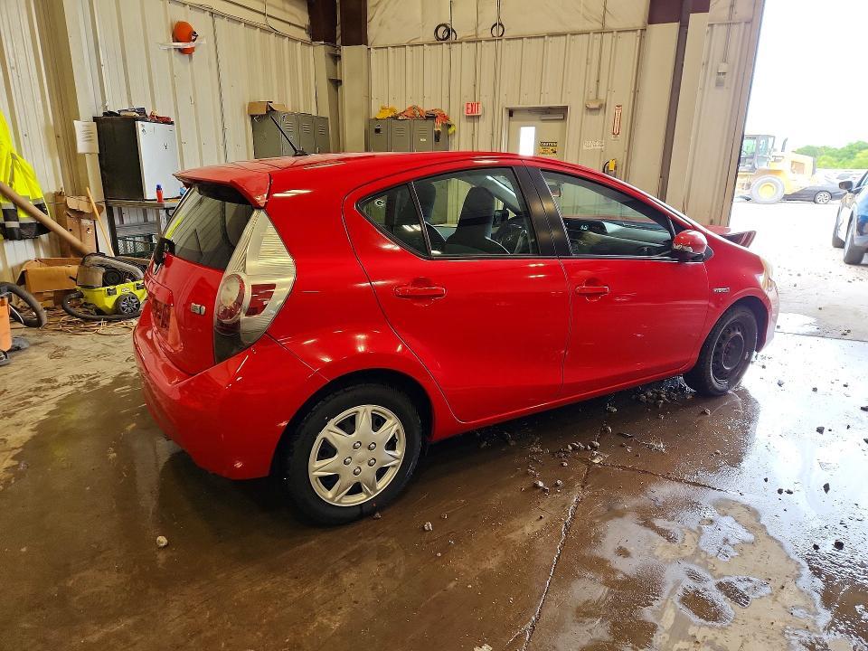 JTDKDTB38D1031535 2013 TOYOTA PRIUS C photo no. 3