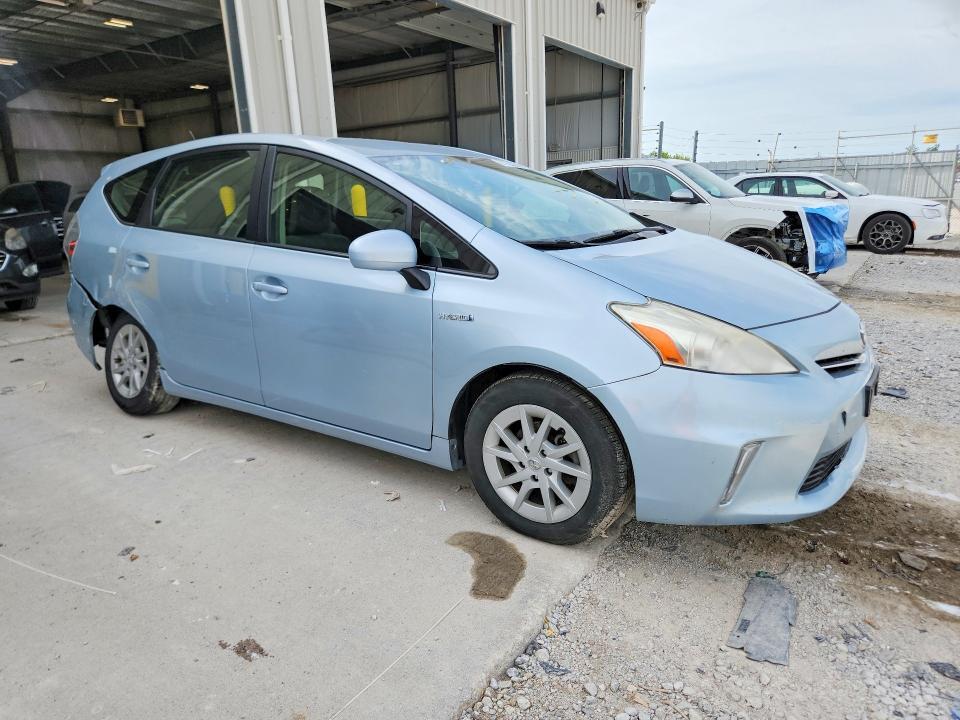 2013 TOYOTA PRIUS V THREE — Фото 4 из 12