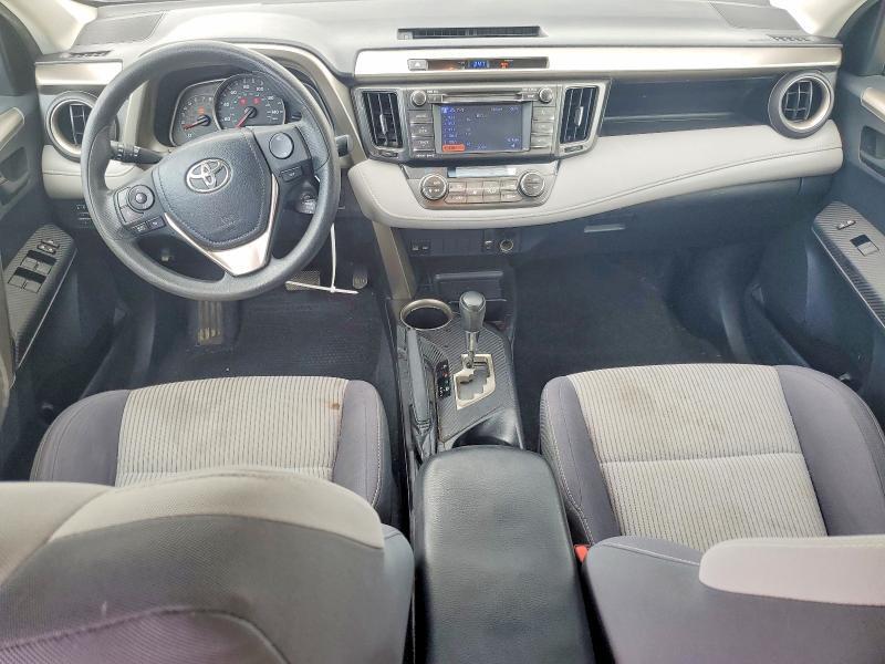2013 TOYOTA RAV4 XLE — Фото 8 из 13