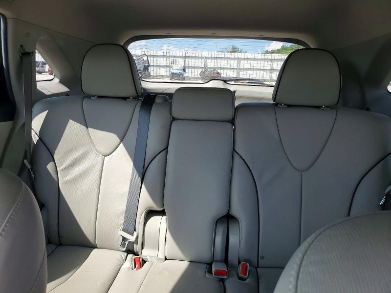 2013 TOYOTA VENZA XLE — Фото 10 из 13