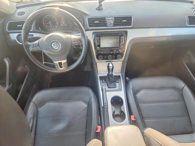 2013 VOLKSWAGEN PASSAT SE — Фото 8 из 12