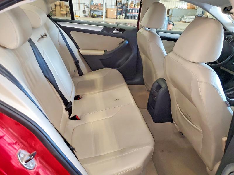 3VWDX7AJ7DM455764 2013 VOLKSWAGEN JETTA photo no. 10
