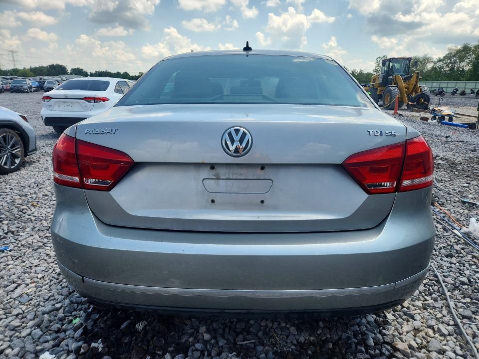 2013 VOLKSWAGEN PASSAT SE — Фото 6 из 12