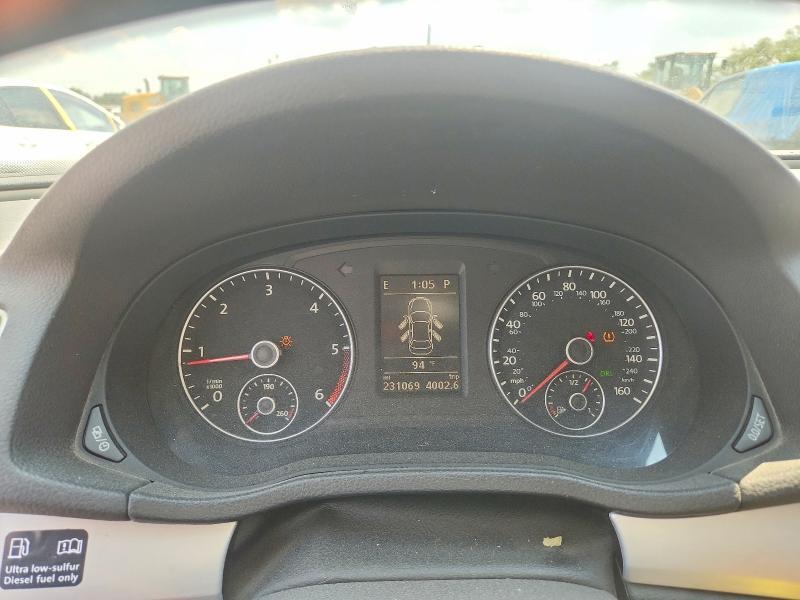 2013 VOLKSWAGEN PASSAT SE — Фото 9 из 12
